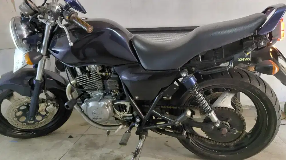 SUZUKI THUNDER GSX 250