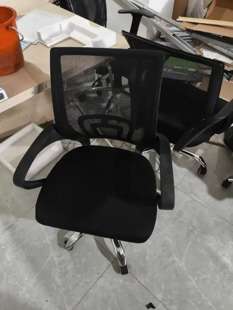 Kursi bekas kantor kondisi ok