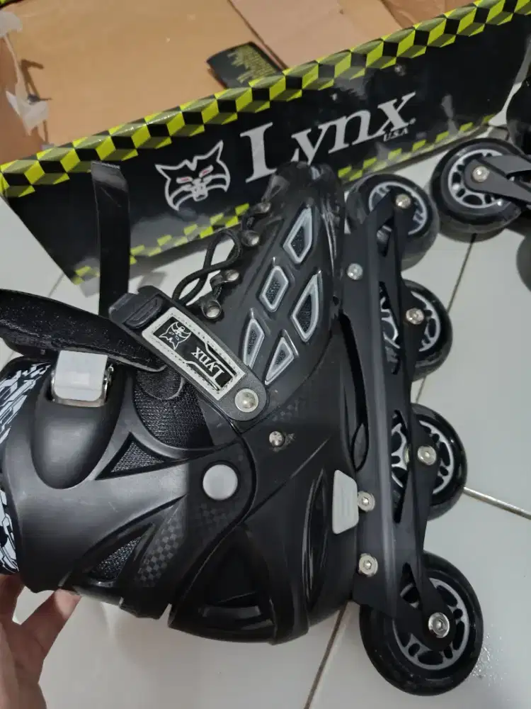Sepatu roda lynx NEGO