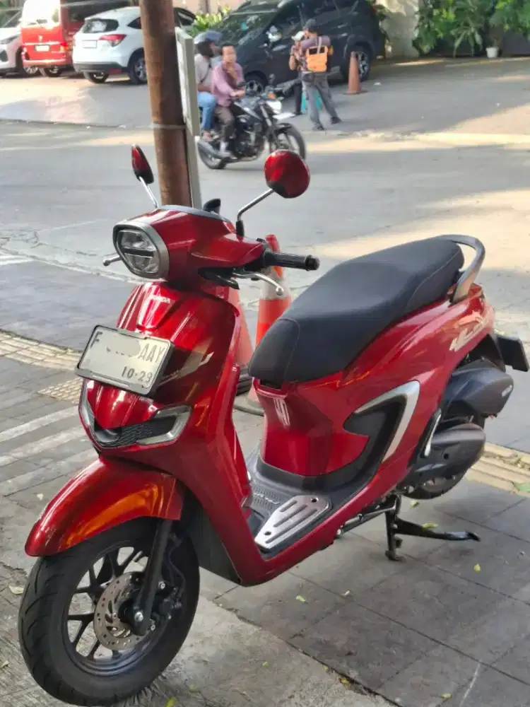 Stylo 2024 F kota pribadi