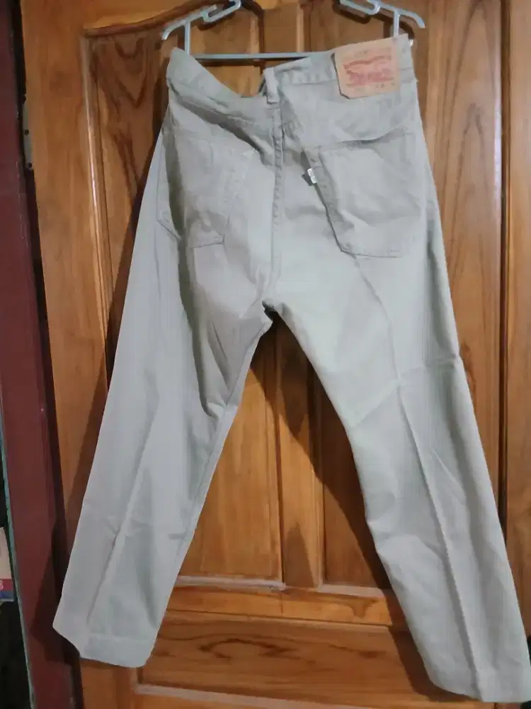 Celana kain/semi jeans Levi's ORIGINAL
