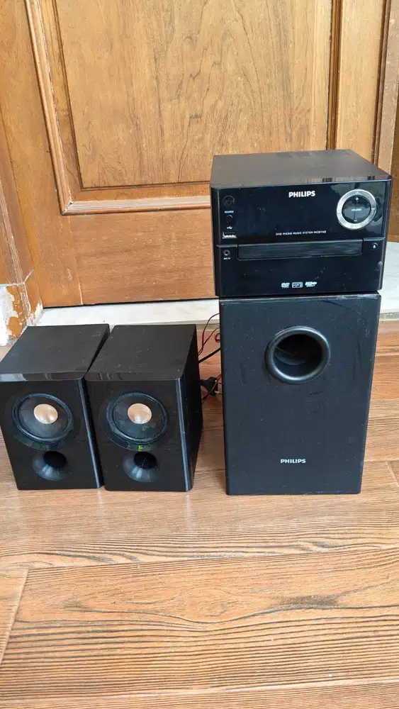 SPEAKER/HOME THEATER PHILIPS DVD MICRO Hi-Fi LIKE NEW