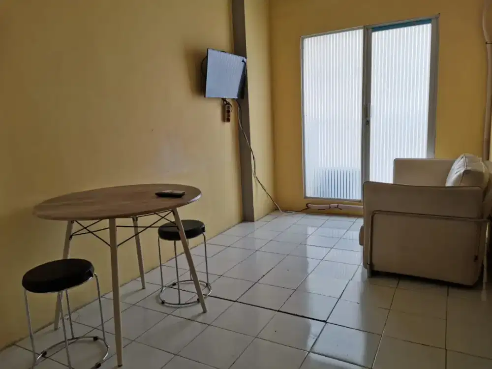 Disewakan OWNER murah apartemen city garden 2 kamar furnish lantai 9