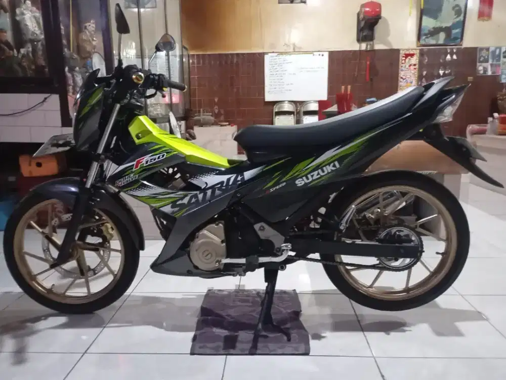 Suzuki satria Fu 150 Facelift 2013 akhir
