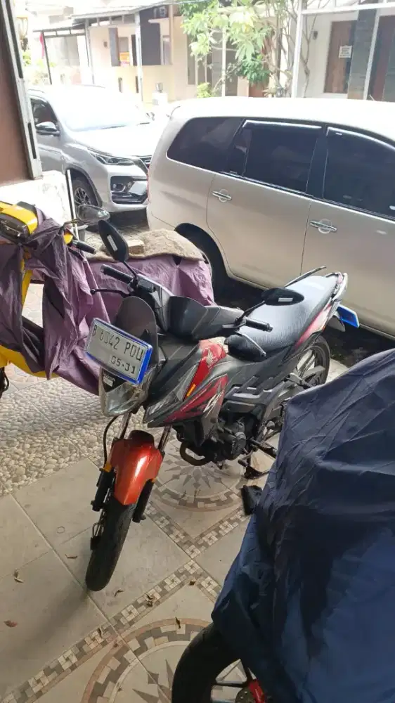 Honda CS1 2011  pemakaian harian