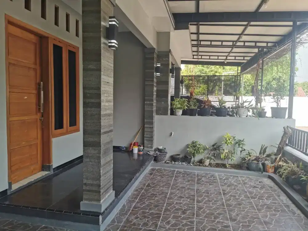 RUMAH 117m PERUMAHAN  PURBAYAN GENTAN SOLO