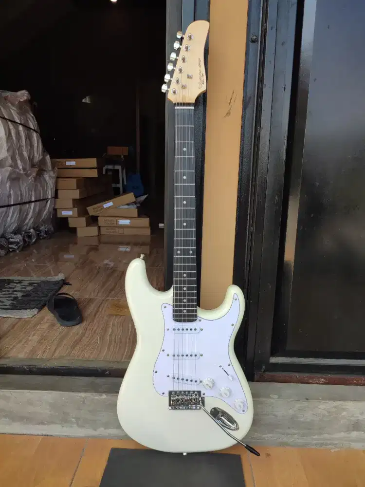 Gitar kowe seri stronger pick up sss