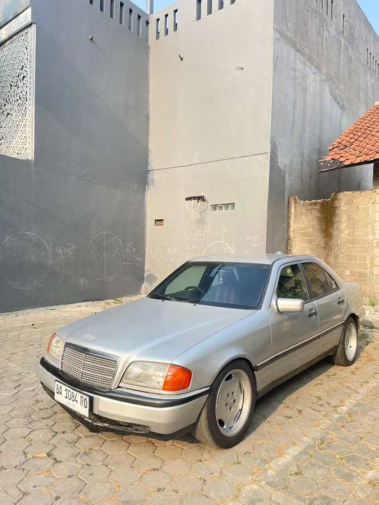 MERCEDES-BENZ C180 1996 Manual