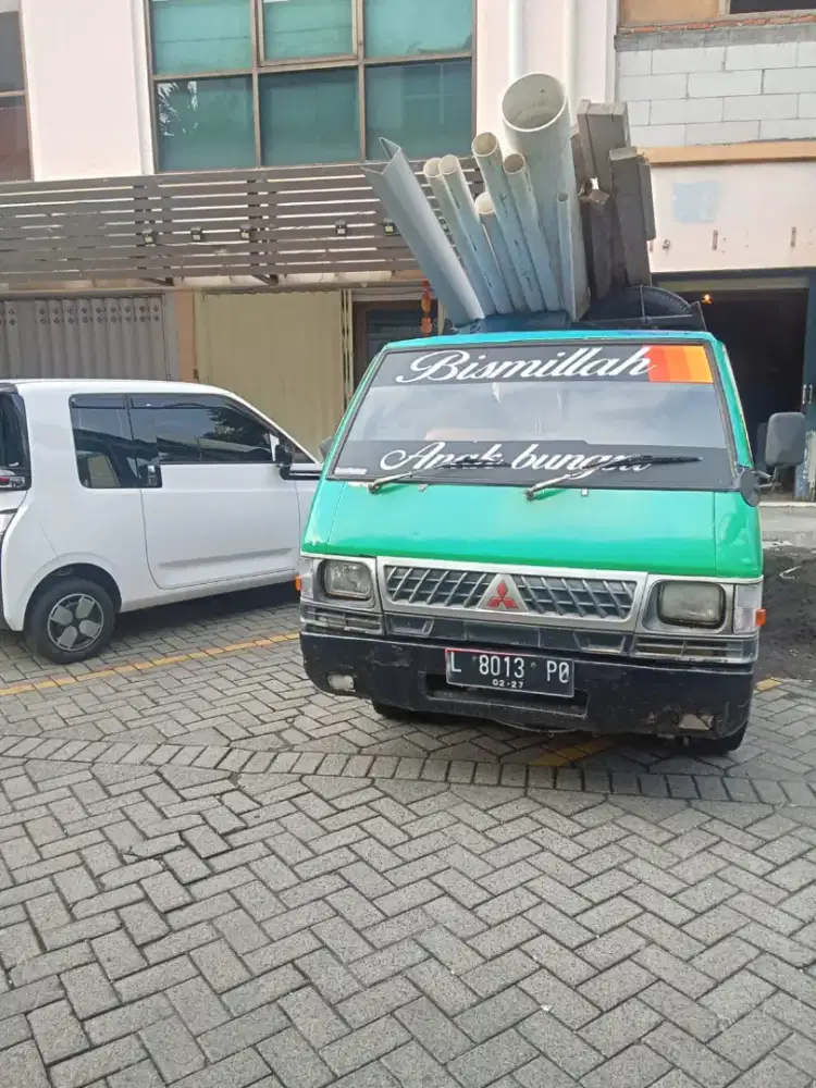 Jasa buang puing dan sampah proyek