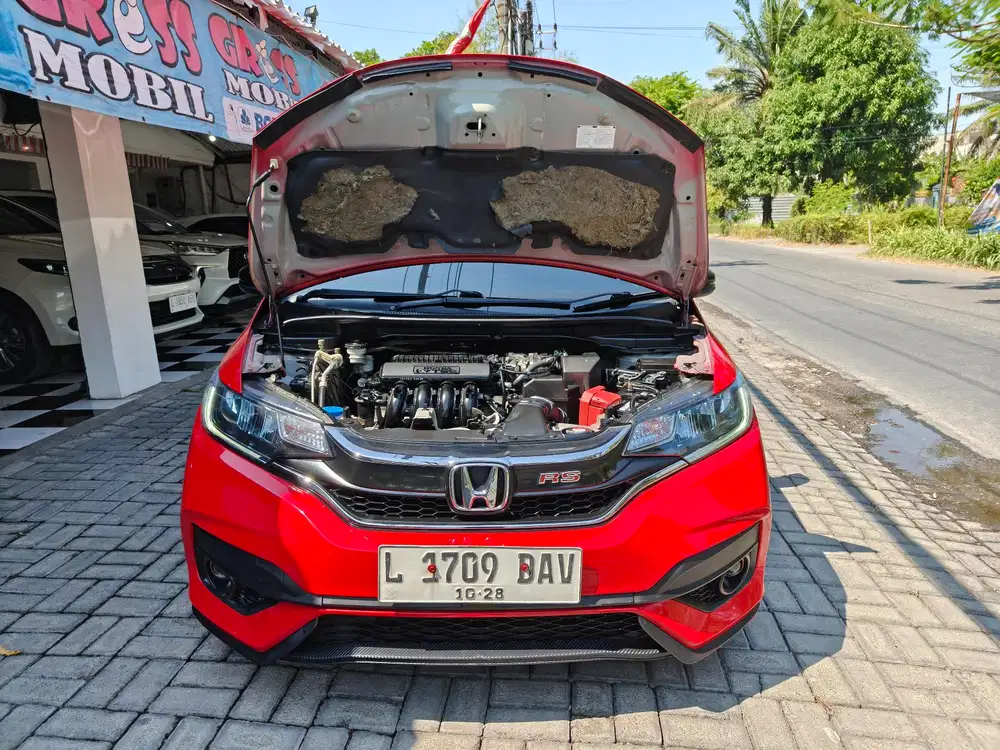 [Gress Mobil Kutisari] HONDA JAZZ RS AT 2018 BAGUS SEKALI