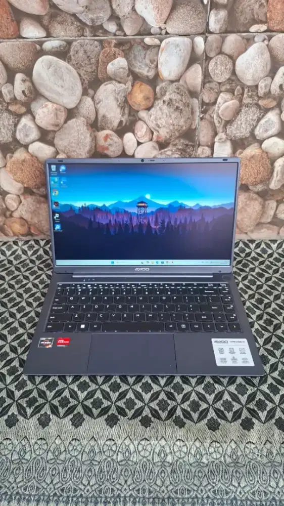 Laptop Axioo Hype 5 Amd X3 (Mulus Like New)