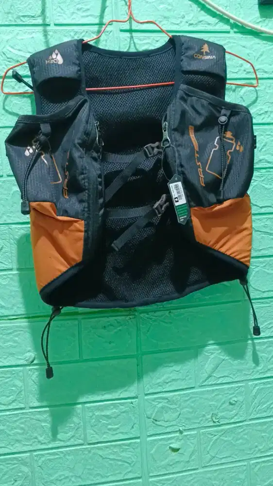 Baju lari Consina Fast run Hydropack