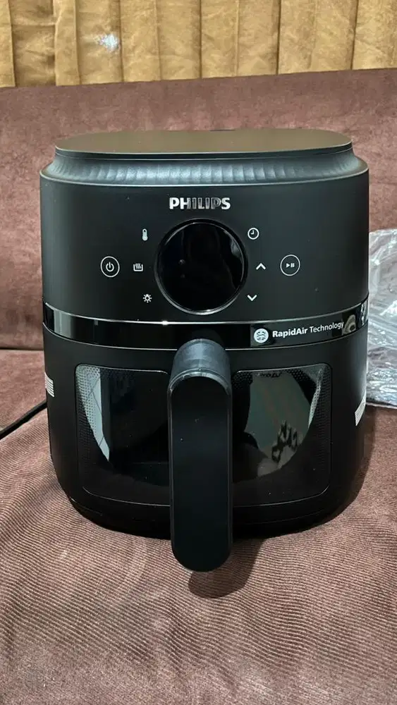 PHILIPS AIRFRYER 4,2 Liter NA220/00 -HITAM