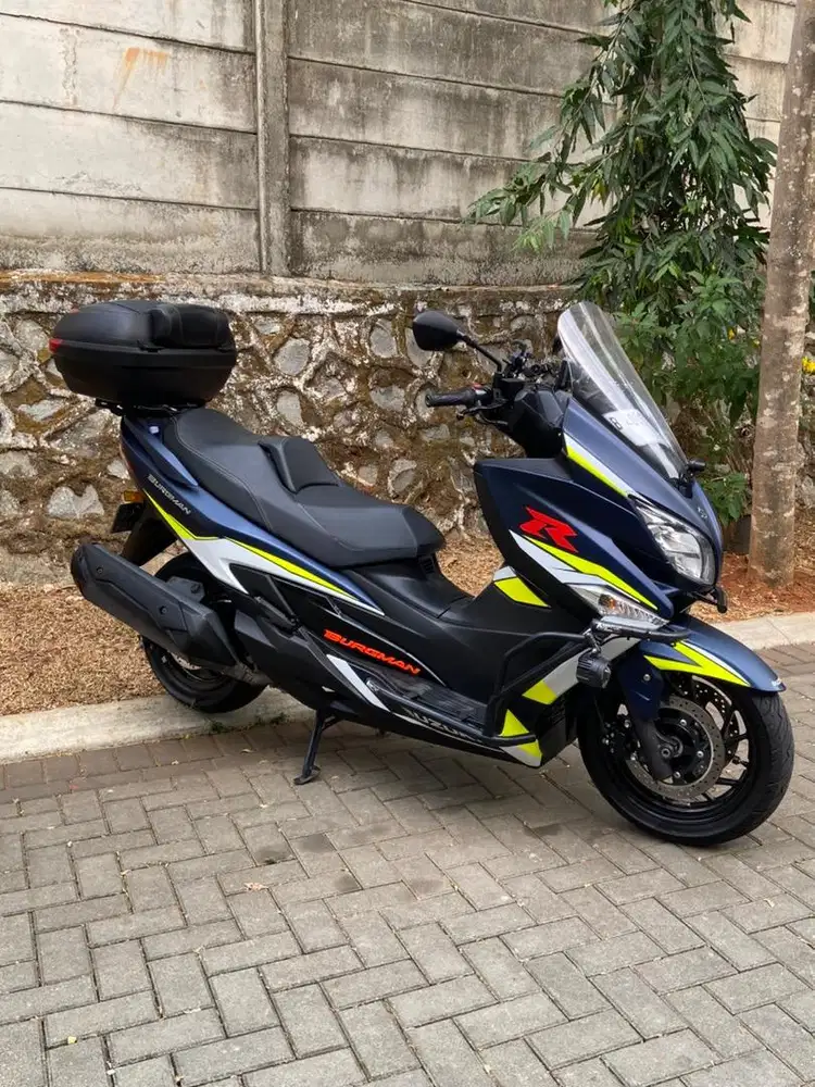 Suzuki Burgman 400