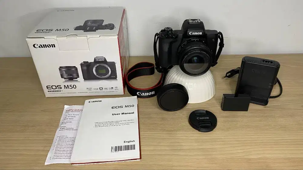 Kamera Mirrorless Canon EOS M50 + 15-45mm STM Wi-Fi
