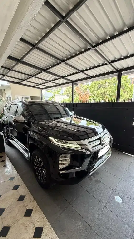 2021 Pajero Sport Dakar 4x2 AT Hitam
