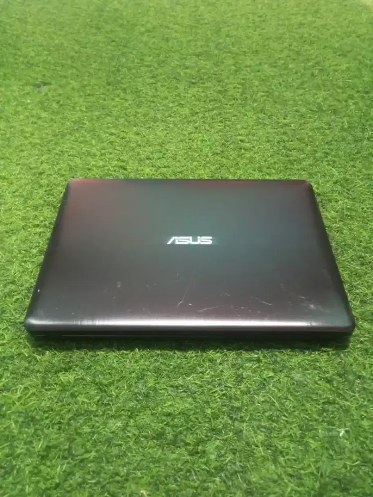 Laptop Asus seleron N4000