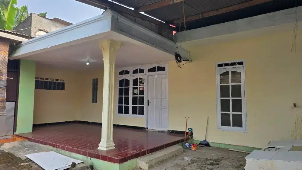 Di sewakan kontrakan Rumah Lubang Buaya Dkt Asrama haji taman mini