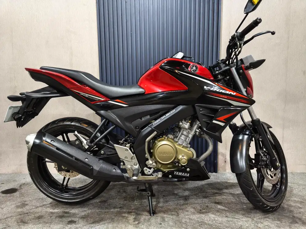 New Vixion 2018 istimewa mulus terawat siap pakai...