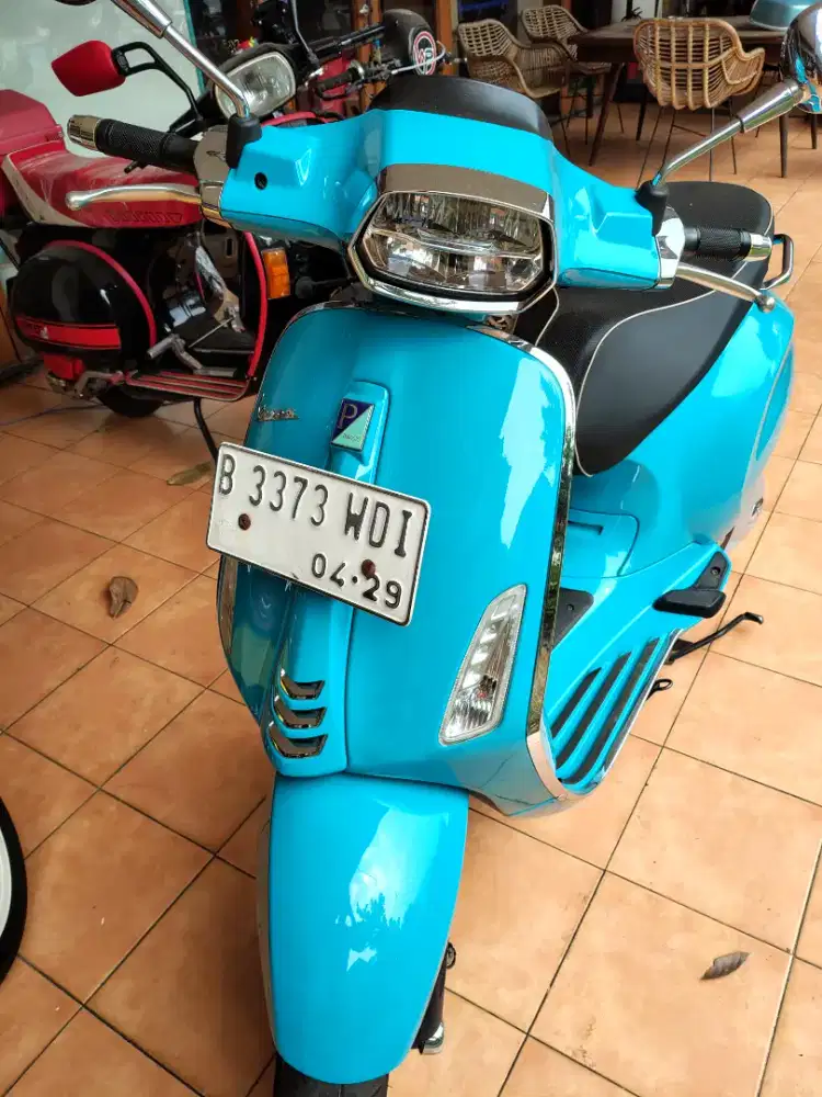 Vespa Sprint 2023 istimewa