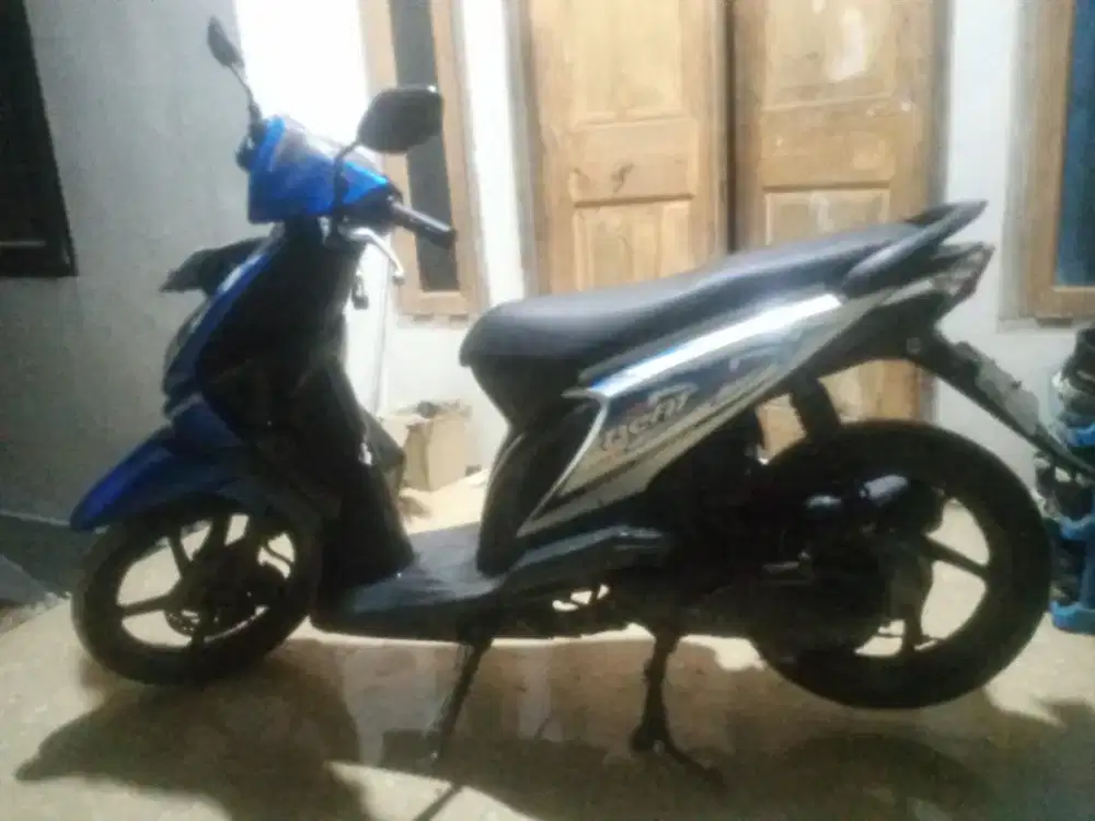 Honda Beat 2012 lengkap plat R pwt