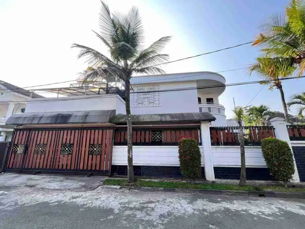Rumah Lux Style old money Full furnisht cijaura Buah batu