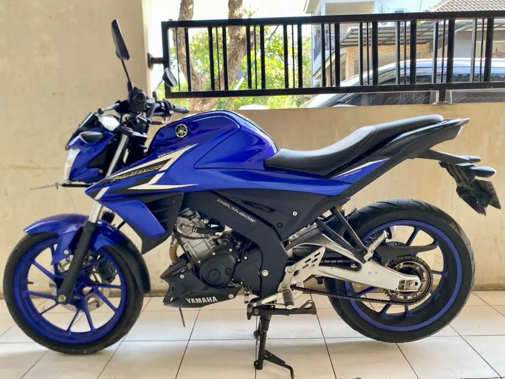 Vixion R 155 vva 6speed tahun 2022