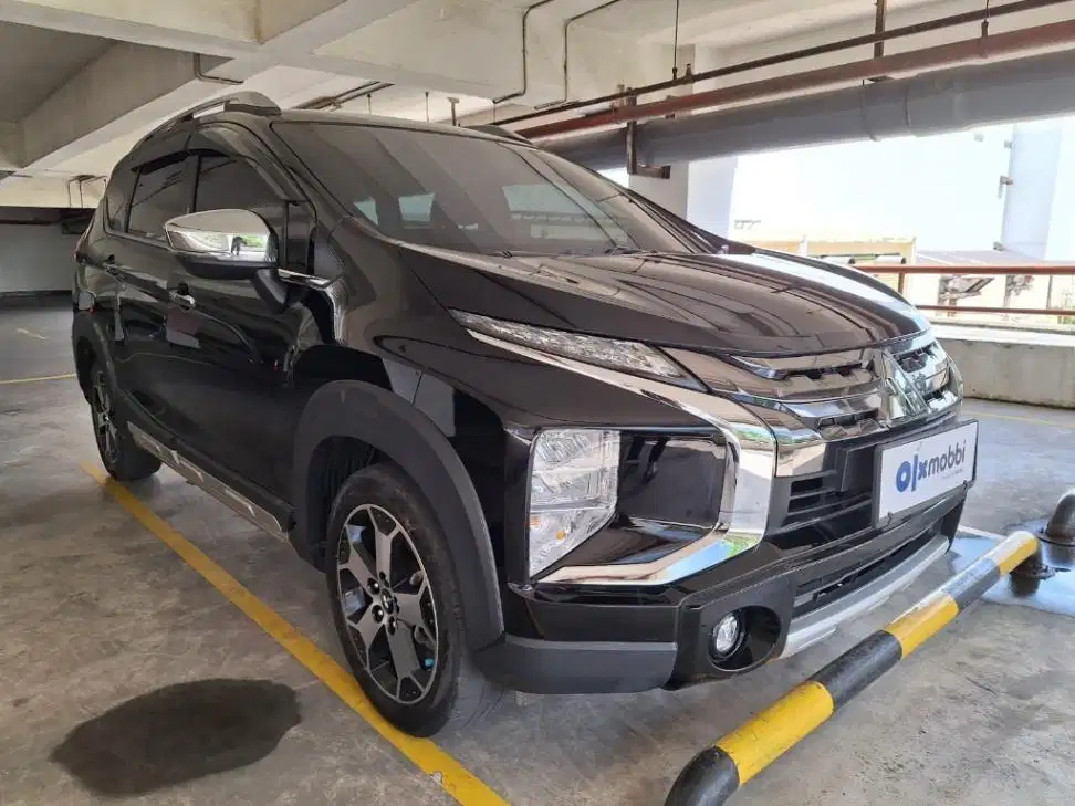 DP MURAH Mitsubishi Xpander 1.5 Cross Bensin-AT 2021 Hitam CSRZB