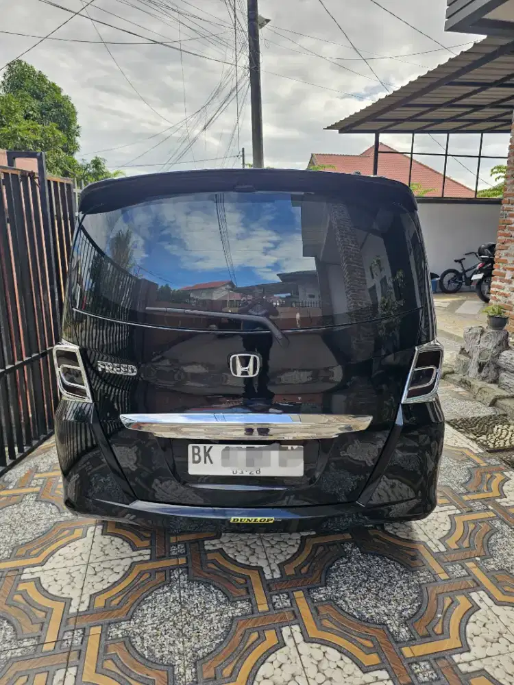 Honda Freed PSD 2012