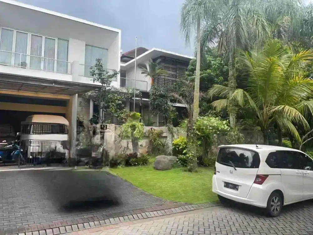 Rumah Mewah Araya Boulevard Luas 977 Hitung Tanah