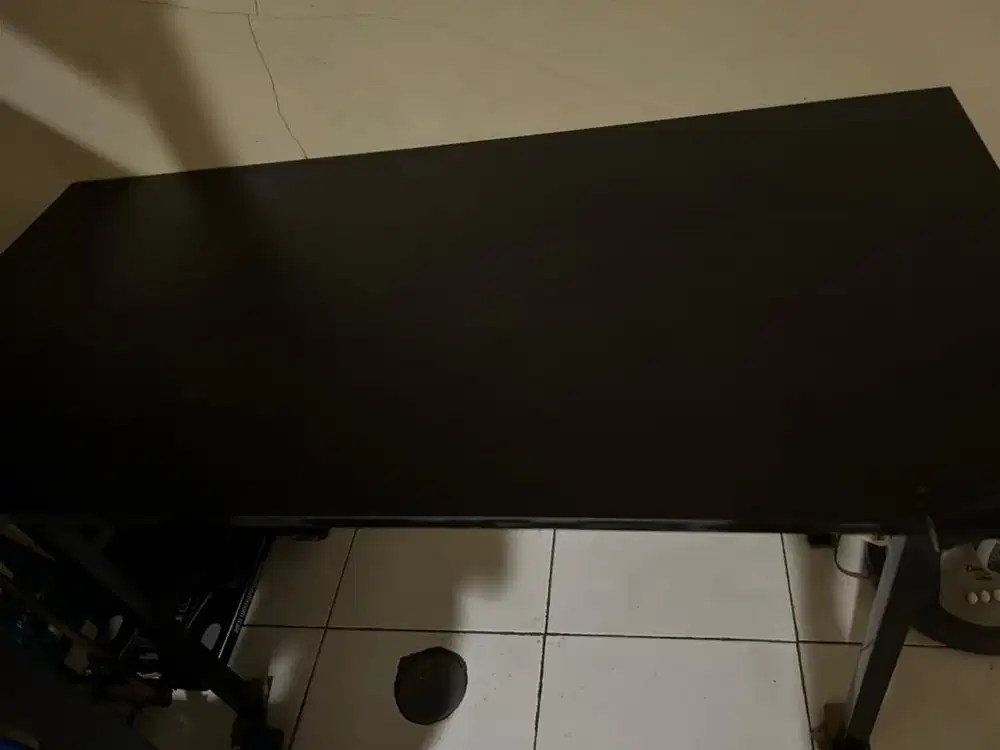 Meja lipat minimalis