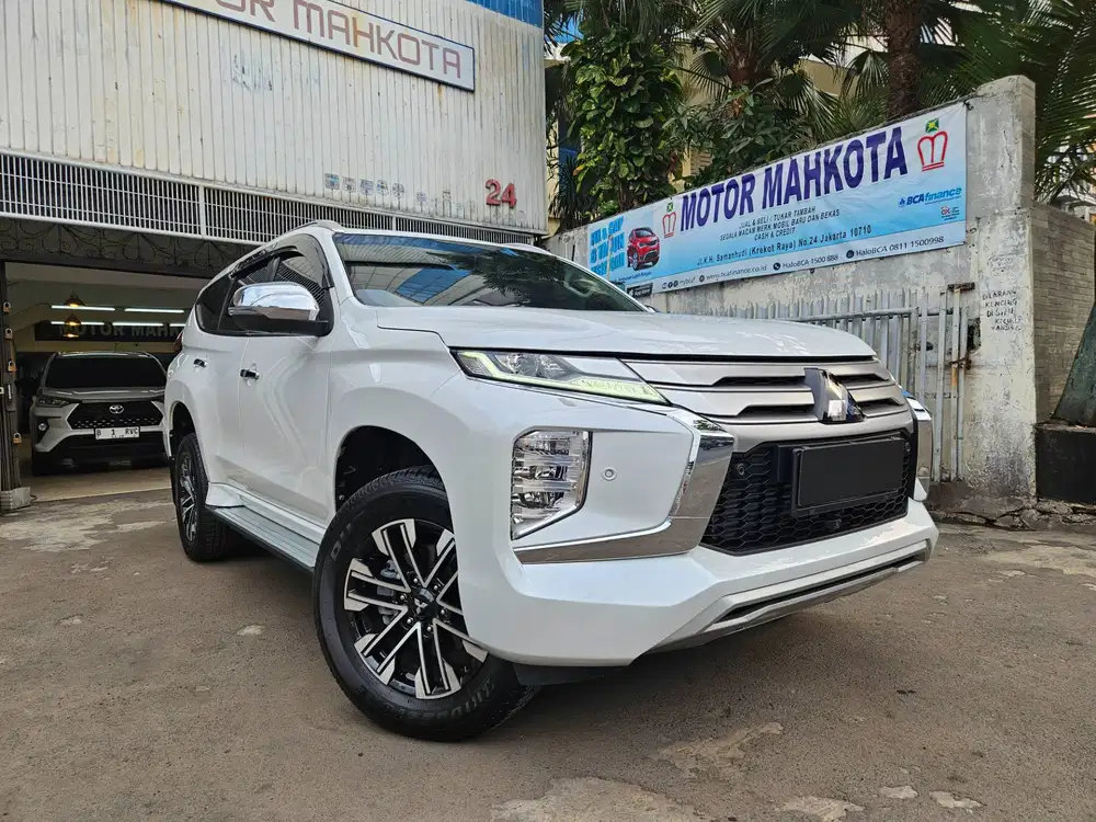 30 rb km Pajero Dakar Sunroof 4x4 Ultimate 2023 nik 2022 putih diesel