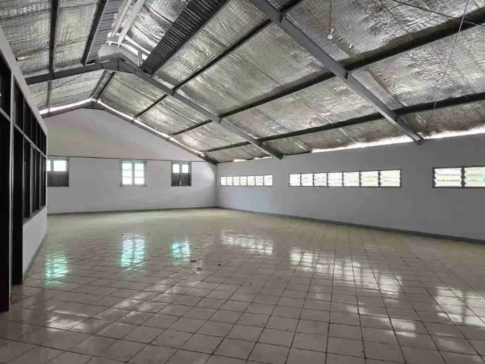 Dijual Gudang strategis bagus sayao sudirman banding