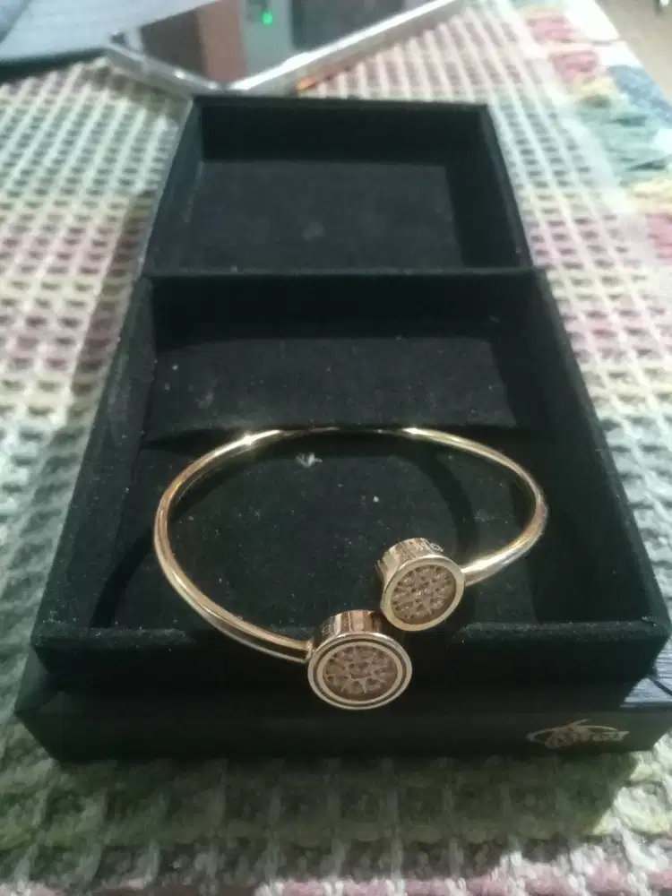 Gelang kesehatan MCI