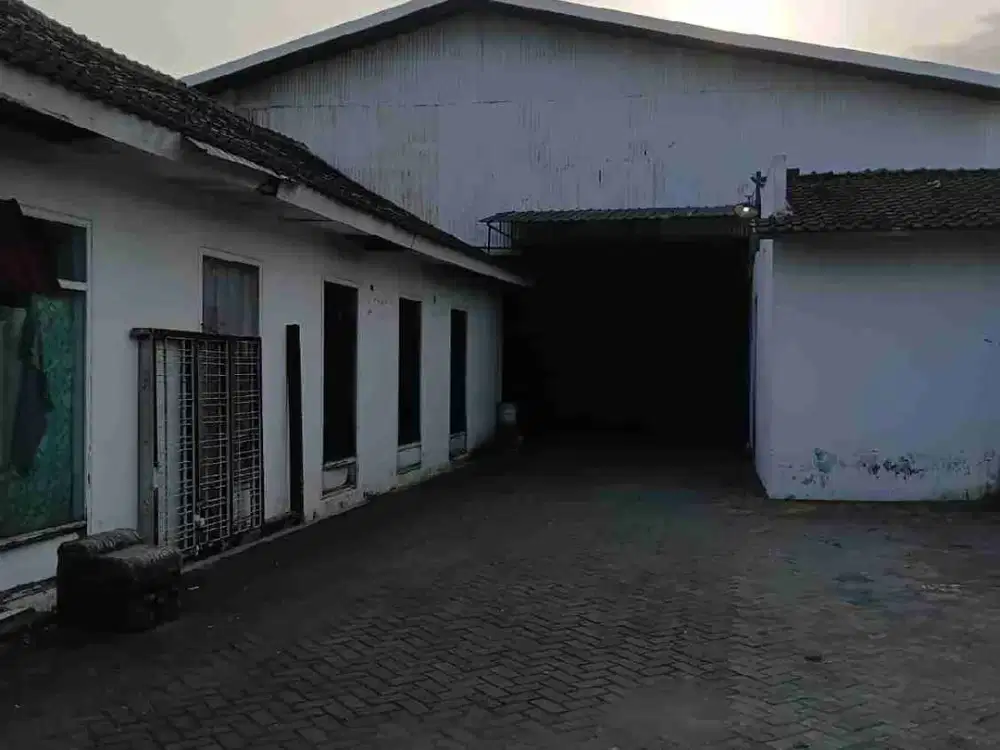 Disewakan gudang besar & luas sewon bantul area jl parangtritis