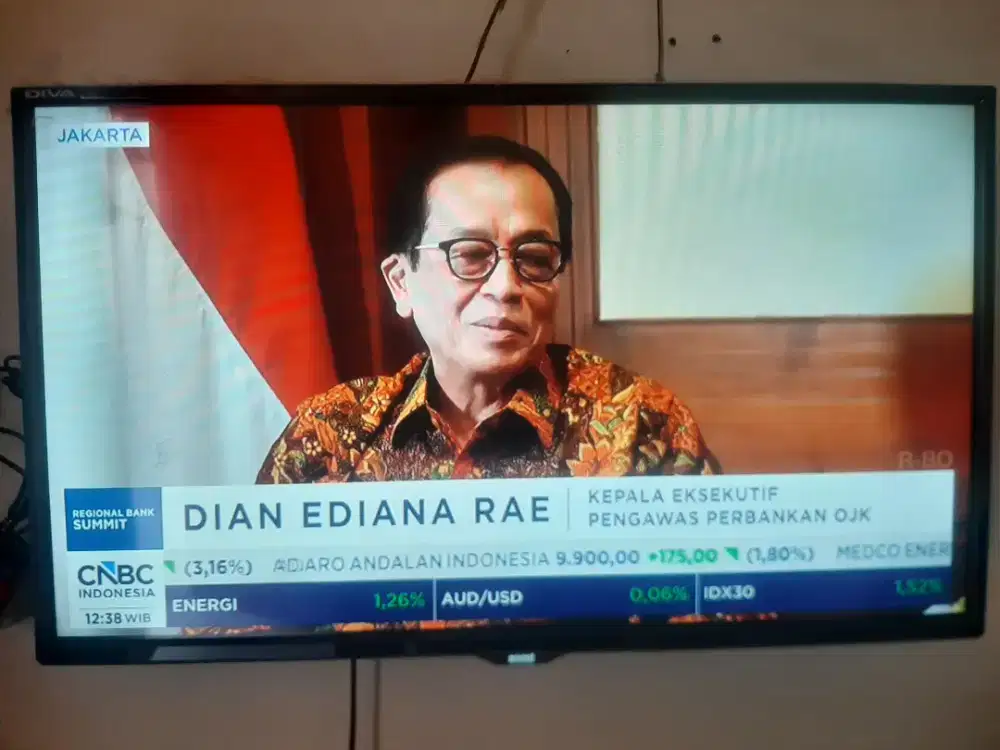 Televisi led akari 32inchi sdh digital