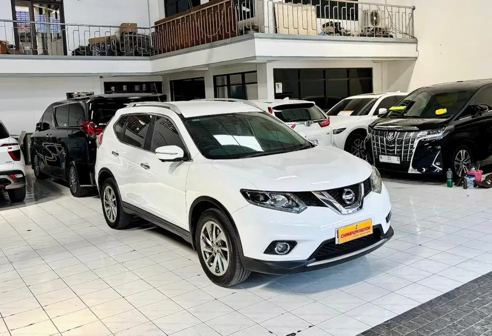 Nissan Xtrail 2.5 CVT  2015