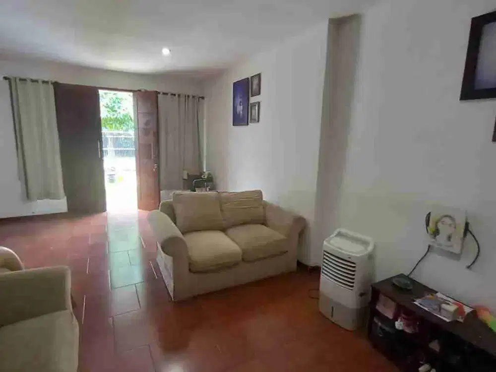 Dijual Rumah Daerah Perumahan Bumi Bintaro Permai