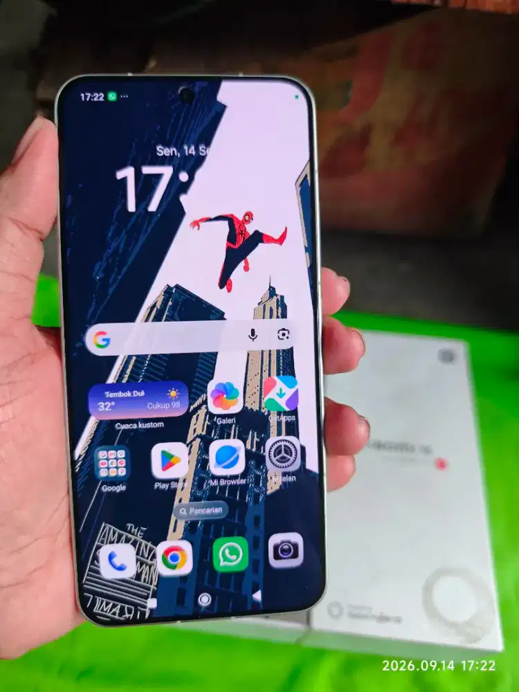 Xiaomi 15 12/256 Fullset ori segel mulus garansi sampai 2027