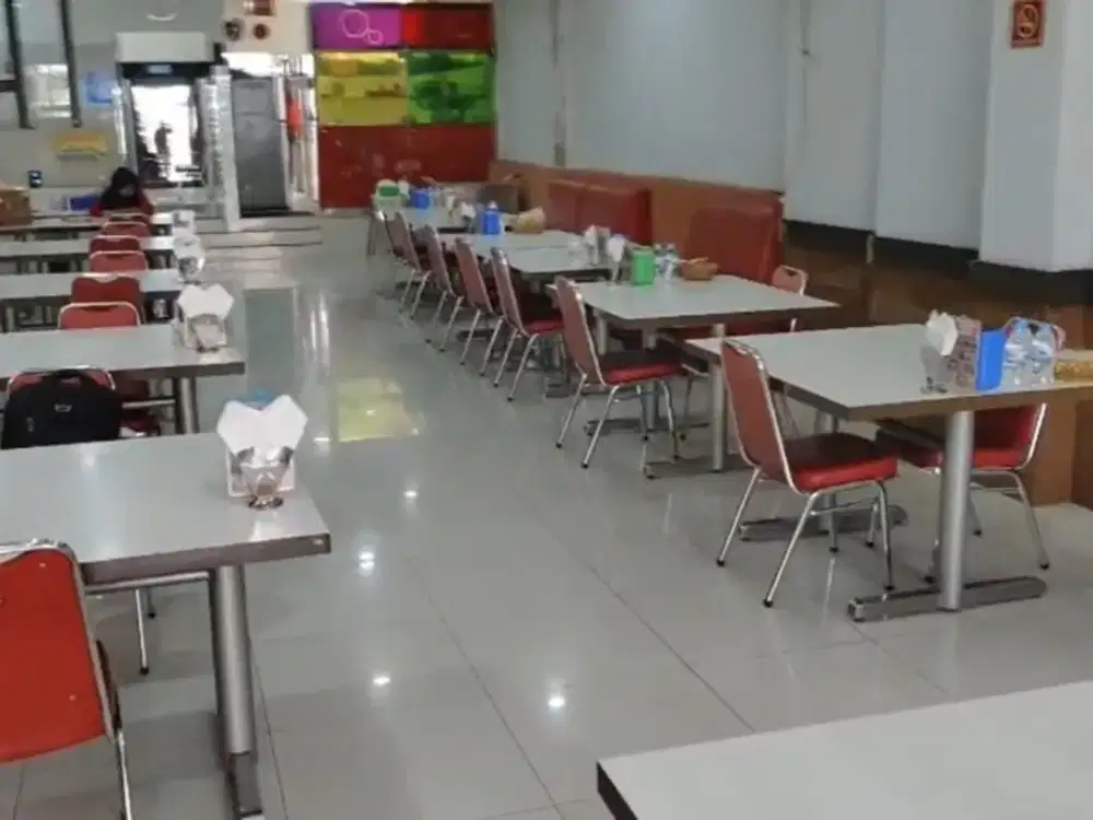Disewakan Ruang Usaha Premium di Jl. Otto Iskandardinata (Otista) Raya - Jakarta Timur
