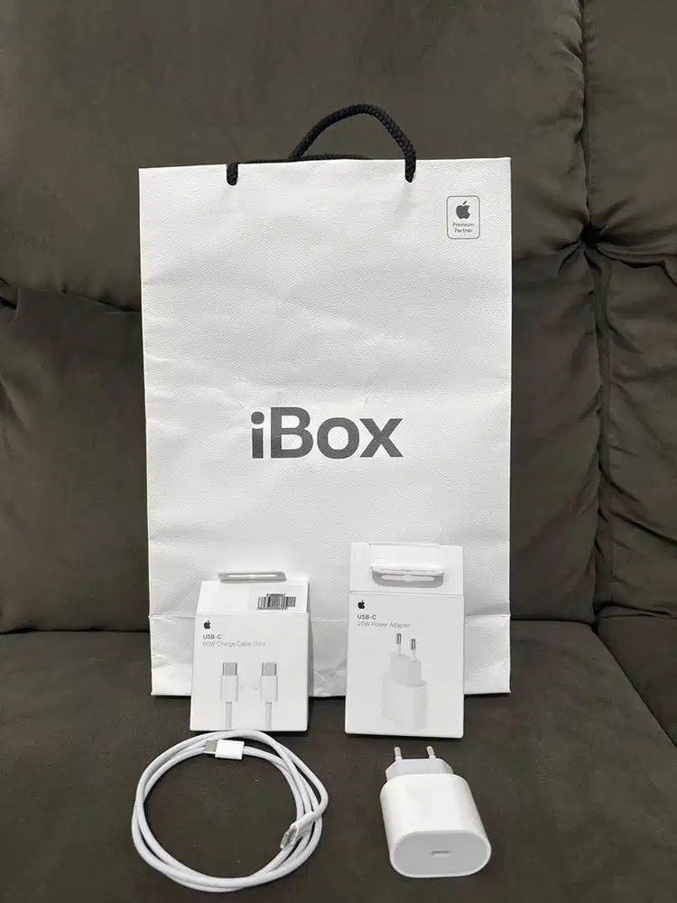 Charger Iphone Type C (1 Set)