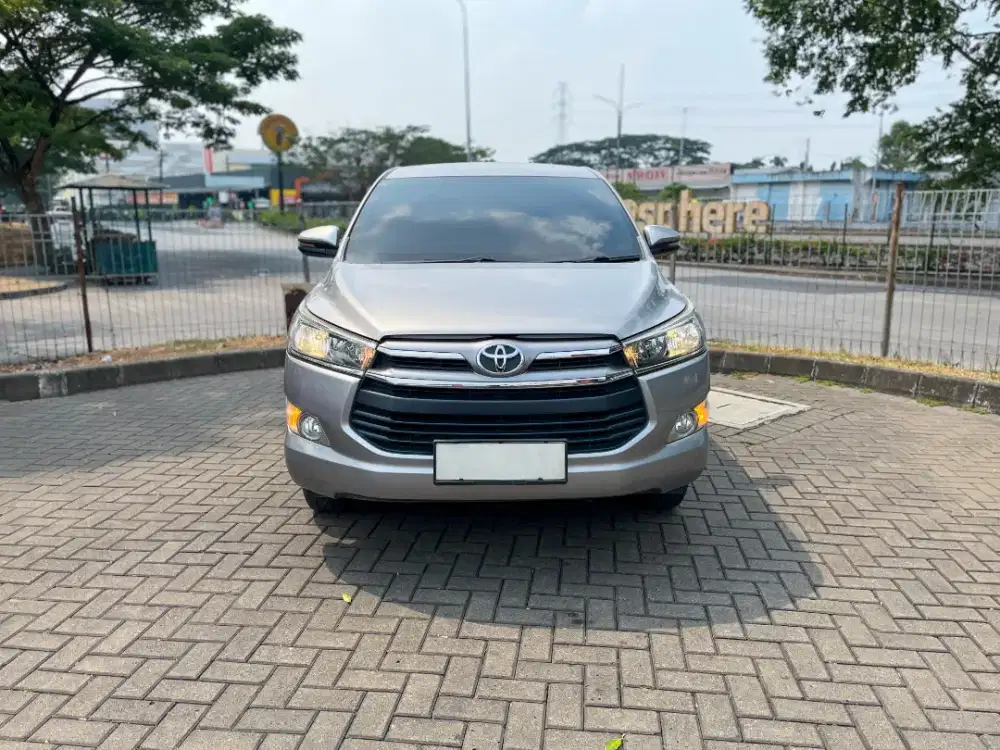TOYOTA INNOVA REBORN G at DSL 2018 Silver