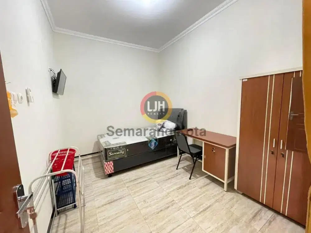 Dijual Murah Rumah Kost 28 Kamar SHM di Maerasari