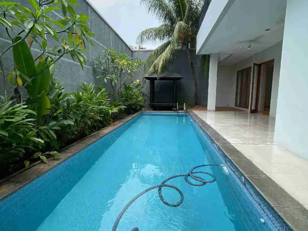 dijual rumah mewah kemang jaksel