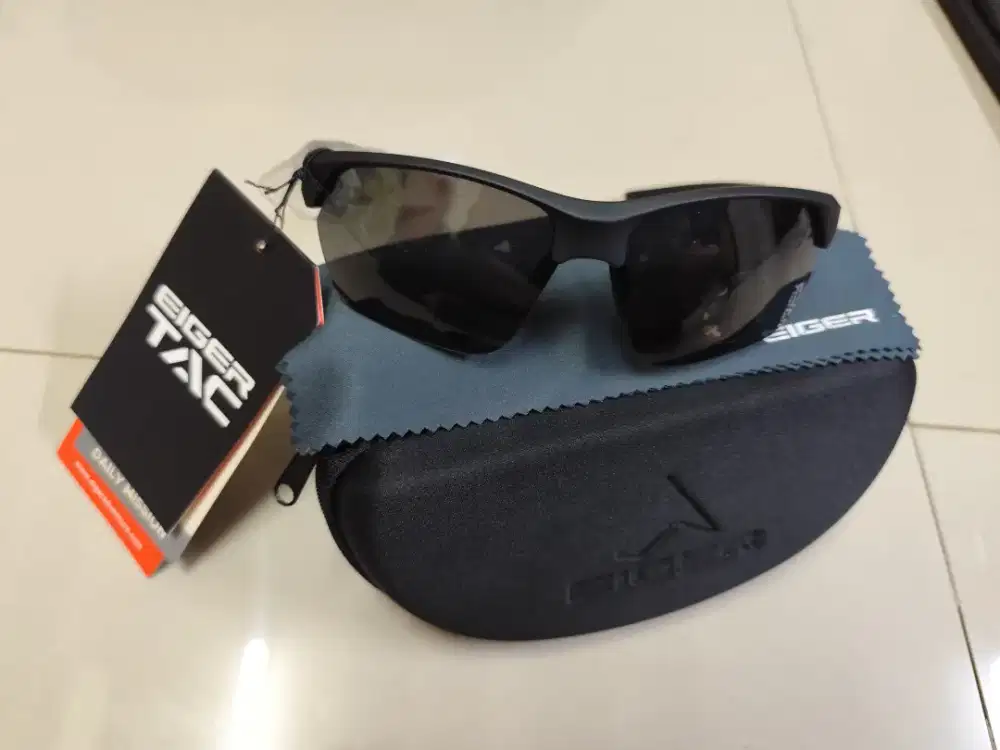Kacamata Eiger Tactical