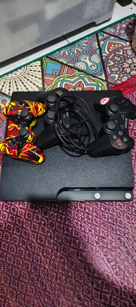 Ps 3 slim stik ada 3