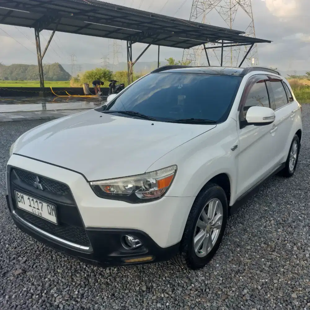 Outlander Sport PX 2013 2.0 AT warna Putih
