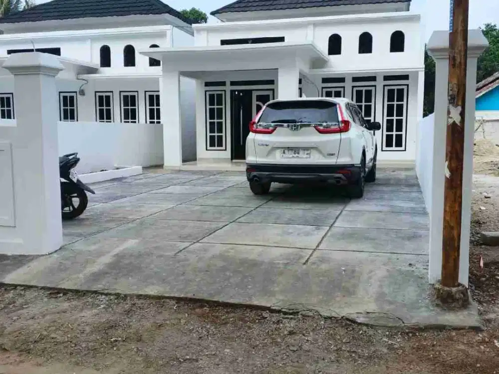 Dijual Rumah Mewah  Beda Luas tanah, Siap Huni Dekat Polda Banten LT 235 m² 2 KT, 2 KM -Rp.650Jt  Masih Ada sisa Tanah luas dan Halaman Belakang