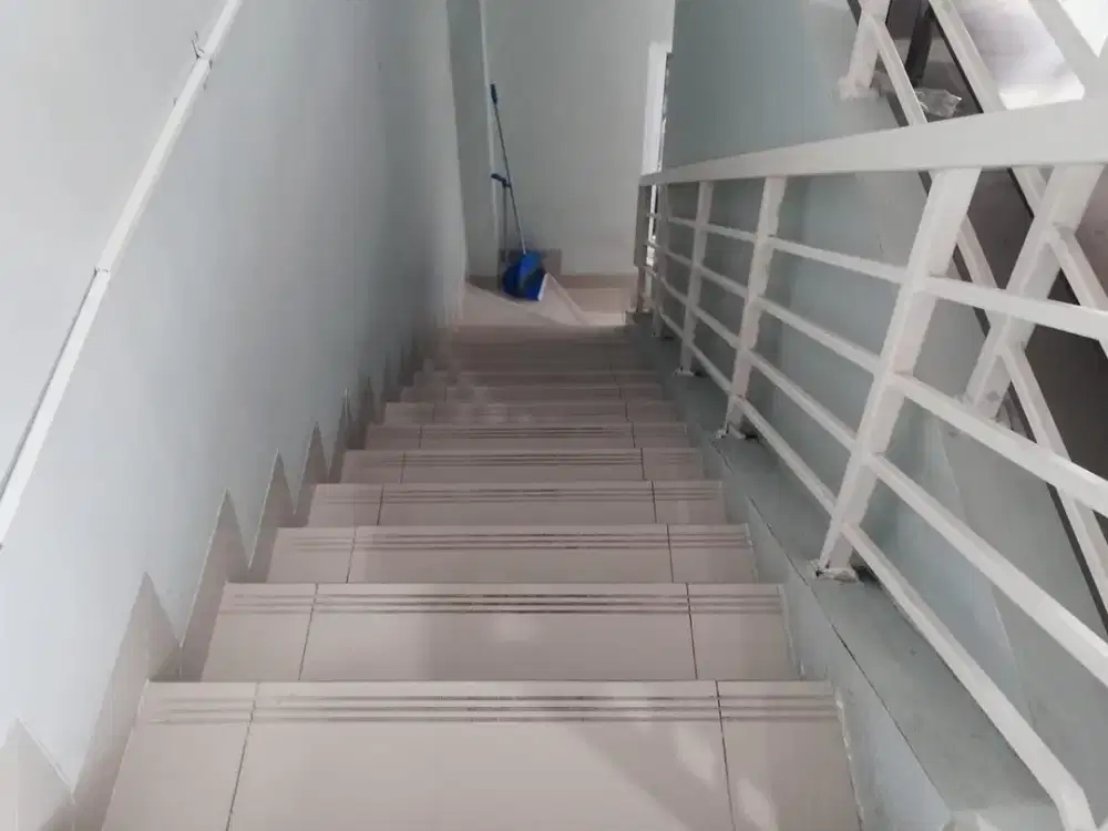 Dijual Ruko Hook Pisa Grande Gading Serpong, Tangerang