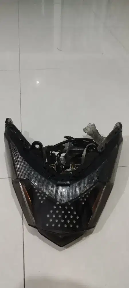 Headlamp running vario 150 led old